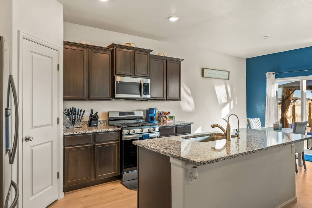 Borderpine — Kitchen